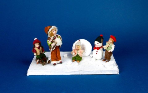 Kategorie 7: „DIE BESTE MINIATURPUPPE“ Frau Cosette Gall-Claude, Schweiz